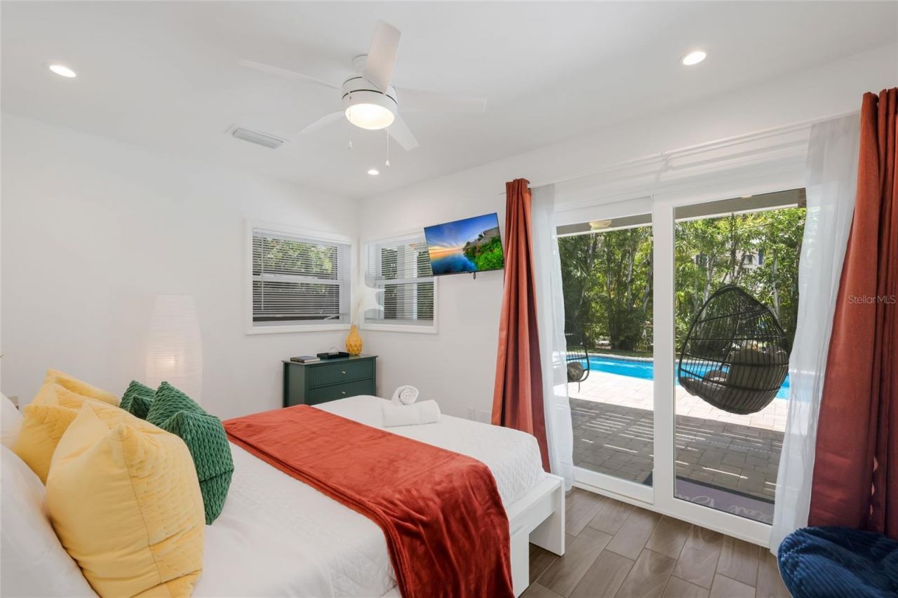 203 72nd Street, Holmes Beach, FL 34217 Photo