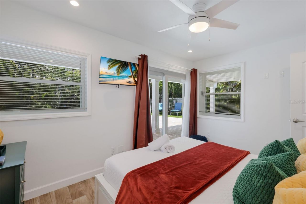 203 72nd Street, Holmes Beach, FL 34217 Photo