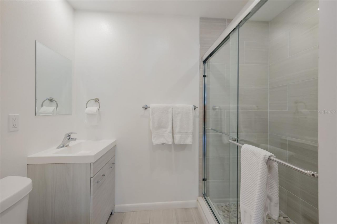 203 72nd Street, Holmes Beach, FL 34217 Photo