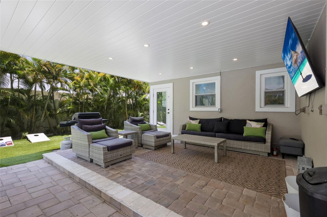 203 72nd Street, Holmes Beach, FL 34217 Photo