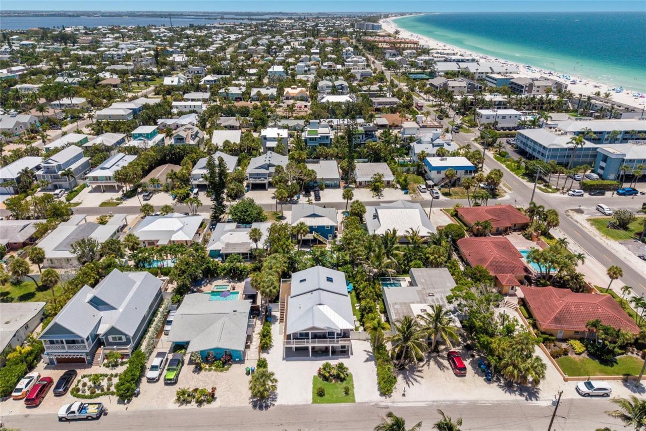 203 72nd Street, Holmes Beach, FL 34217 Photo