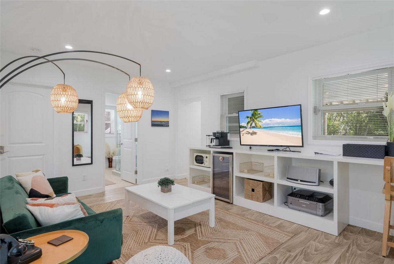 203 72nd Street, Holmes Beach, FL 34217 Photo