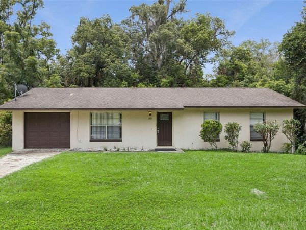 397 S ORANGE AVENUE , ORANGE CITY, FL 32763