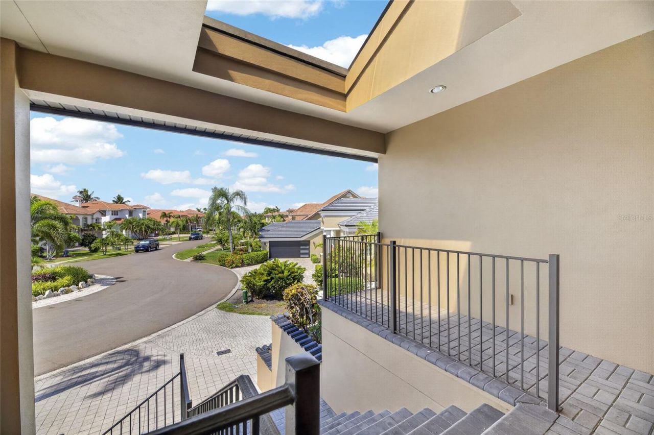 903 Capriccio Lane, Apollo Beach, FL 33572 Photo