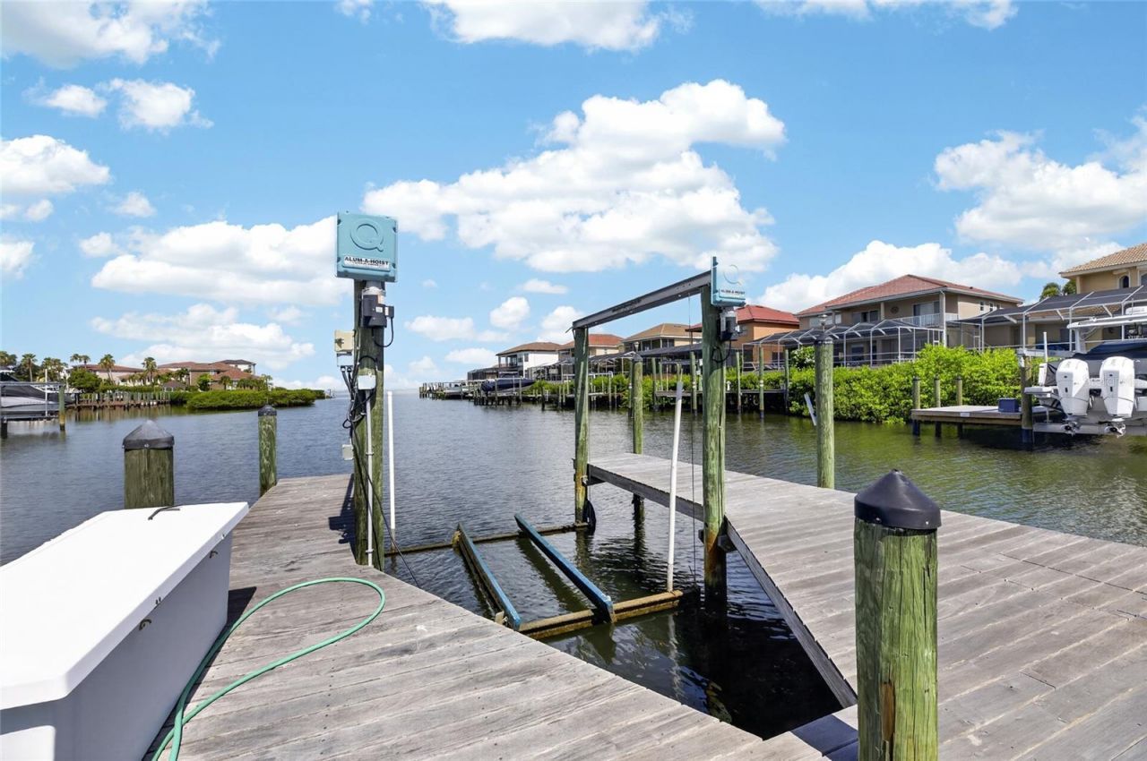 903 Capriccio Lane, Apollo Beach, FL 33572 Photo