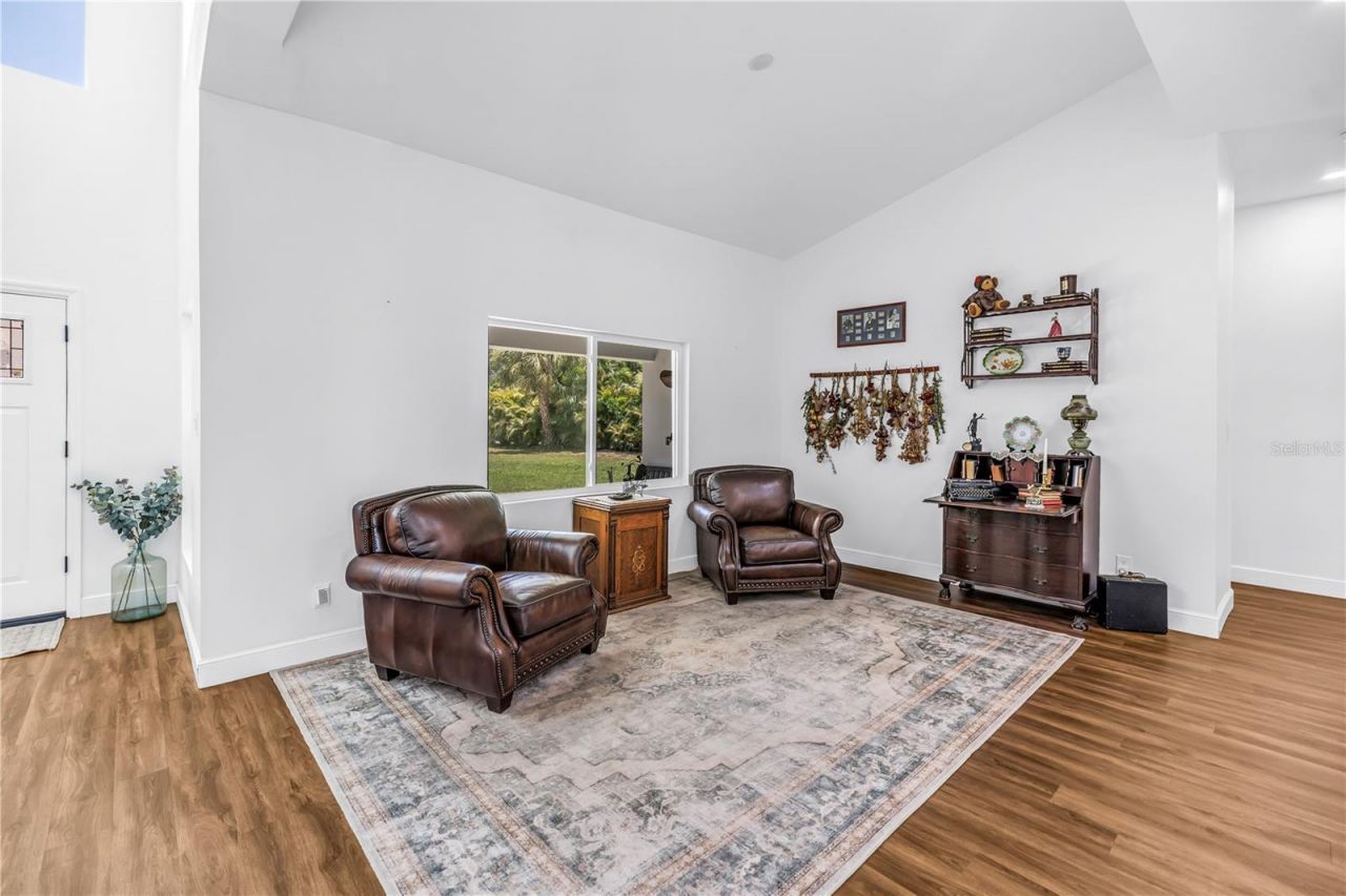 2280 Pinellas Point Drive S, Saint Petersburg, FL 33712 Photo