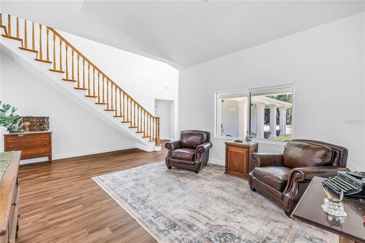 2280 Pinellas Point Drive S, Saint Petersburg, FL 33712 Photo