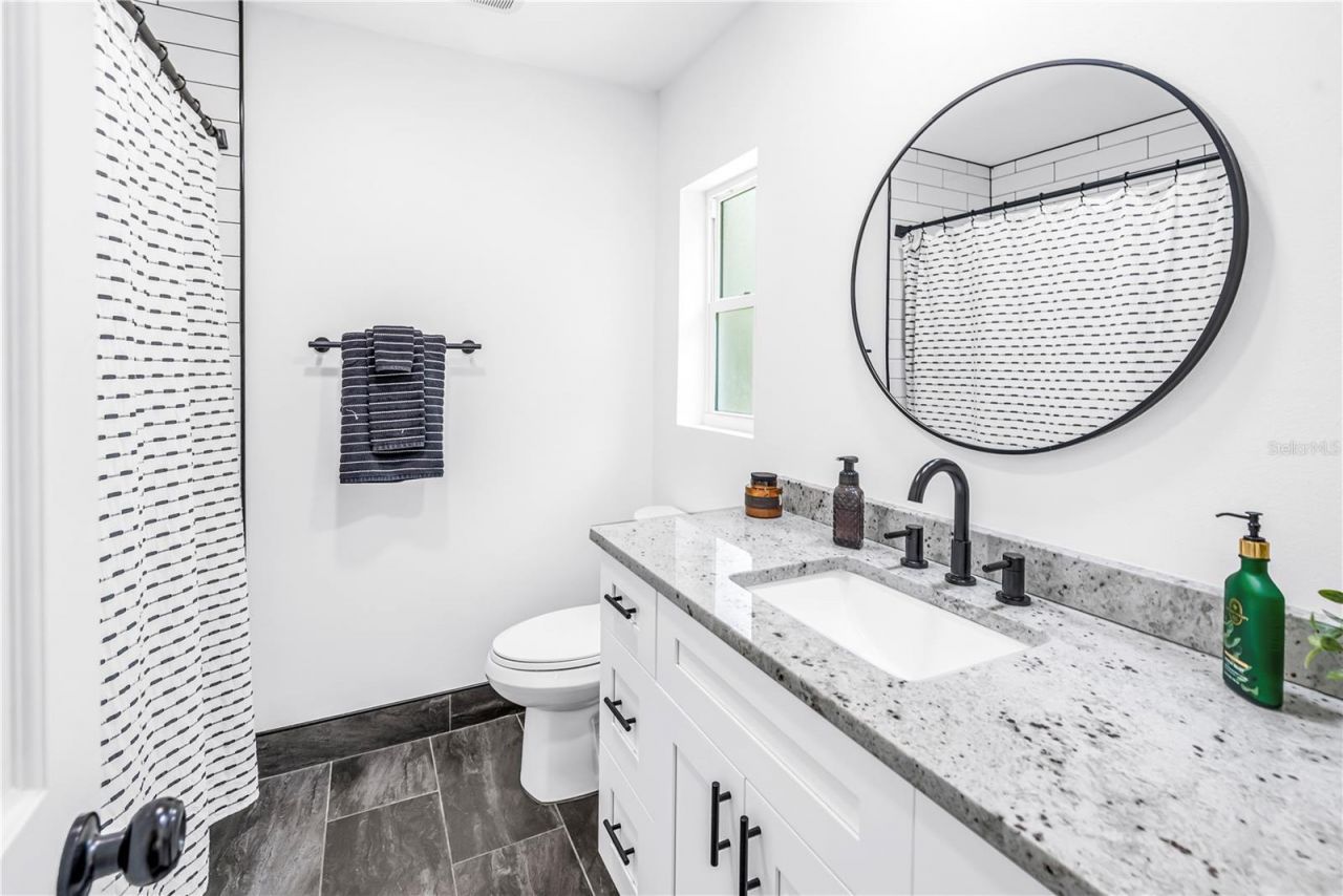 2280 Pinellas Point Drive S, Saint Petersburg, FL 33712 Photo