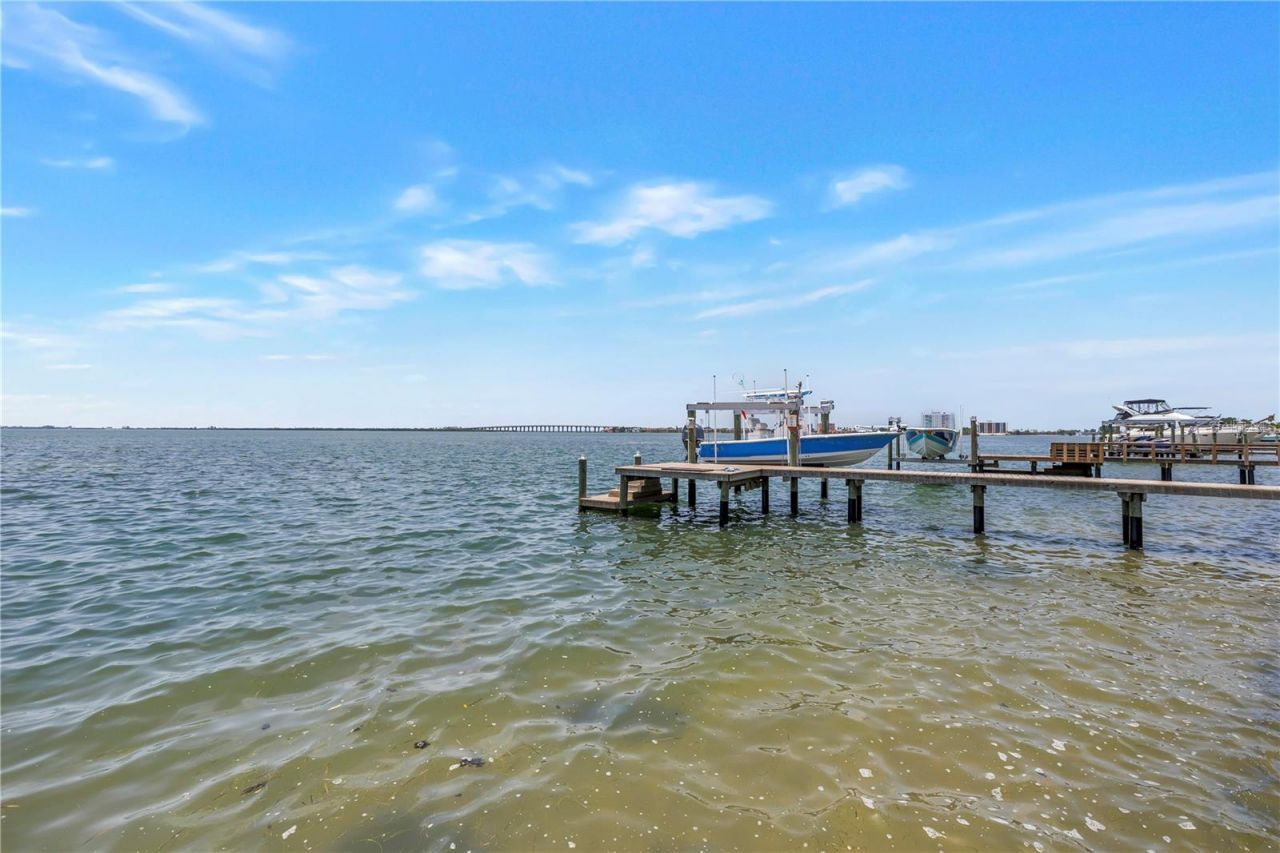2280 Pinellas Point Drive S, Saint Petersburg, FL 33712 Photo