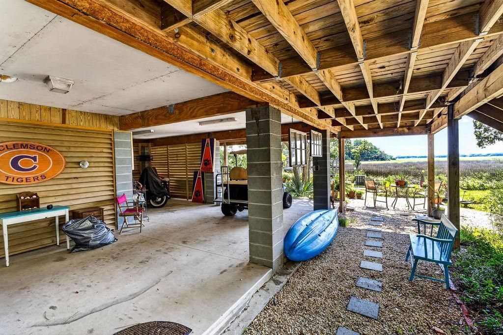 118 Watson Way  Photo 6