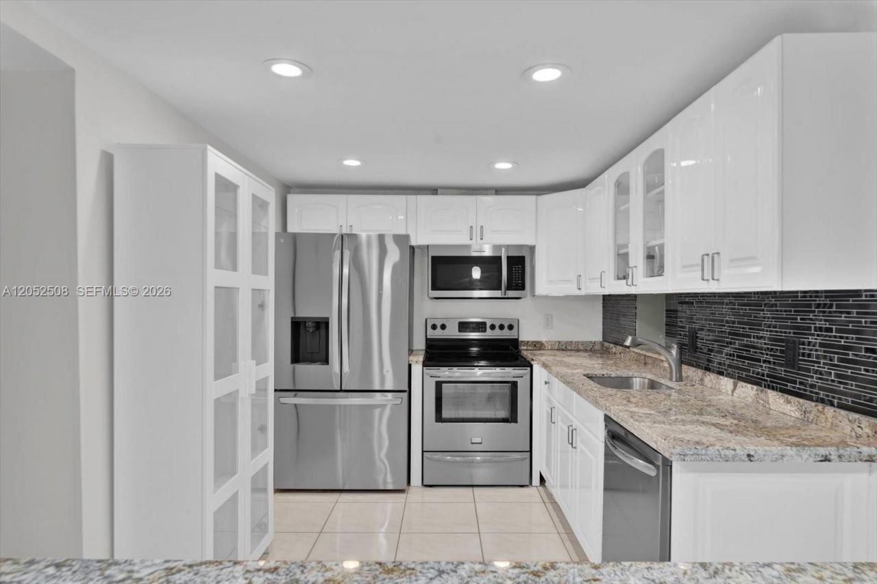 812 Briny Ave , Unit 6C, Pompano Beach, FL 33062 Photo