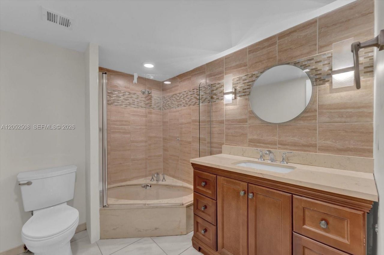 812 Briny Ave , Unit 6C, Pompano Beach, FL 33062 Photo
