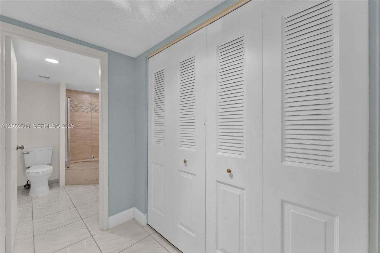 812 Briny Ave , Unit 6C, Pompano Beach, FL 33062 Photo