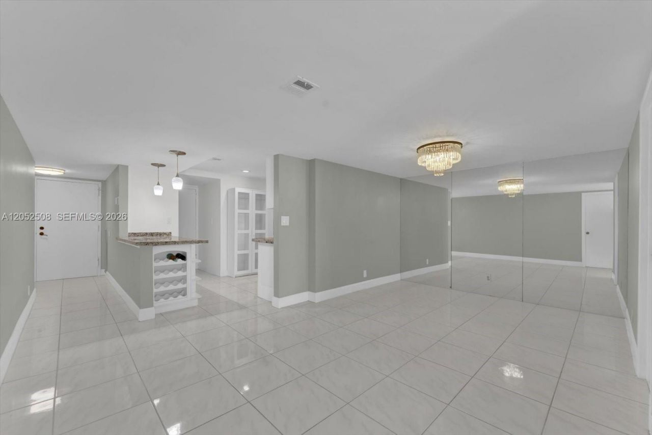 812 Briny Ave , Unit 6C, Pompano Beach, FL 33062 Photo