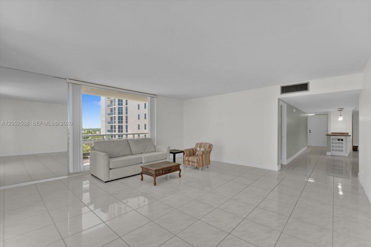 812 Briny Ave , Unit 6C, Pompano Beach, FL 33062 Photo