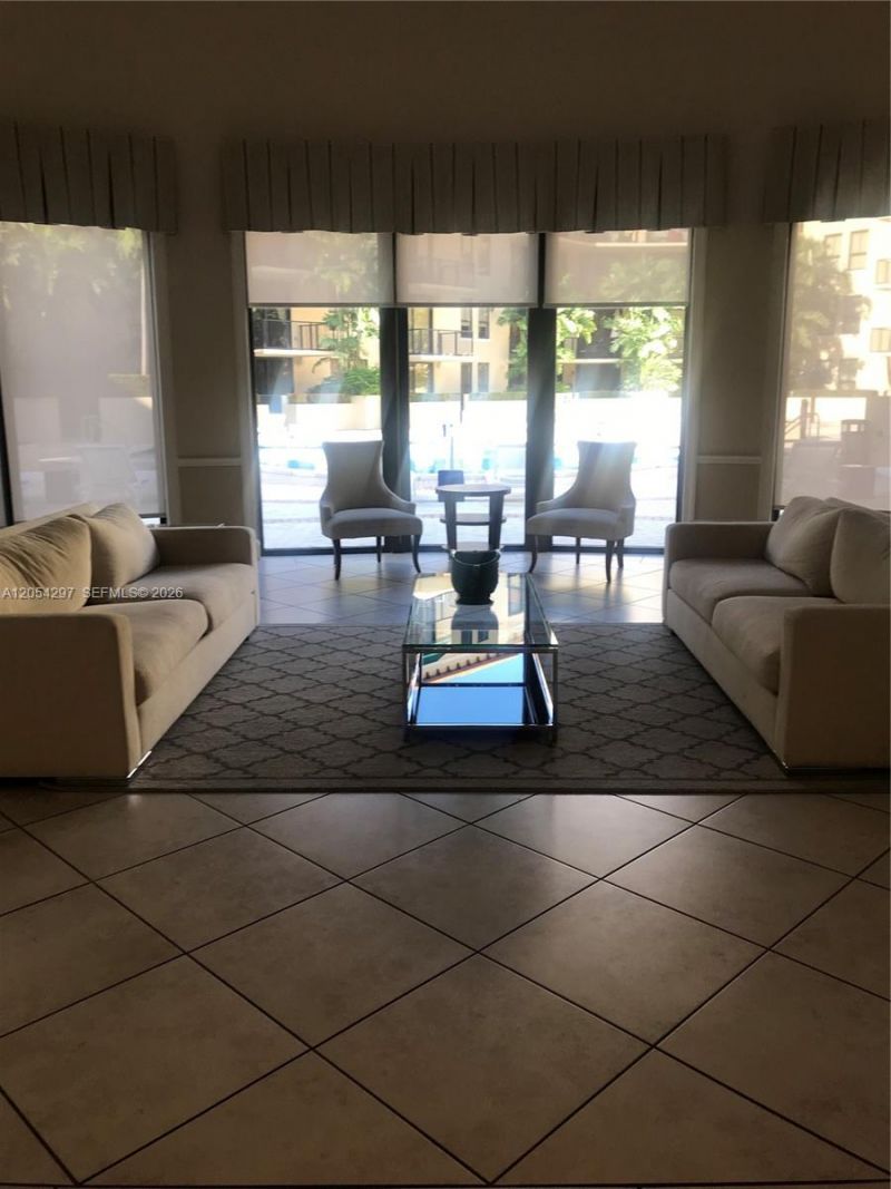 55 Merrick Way, Unit 524, Coral Gables, FL 33134 Photo