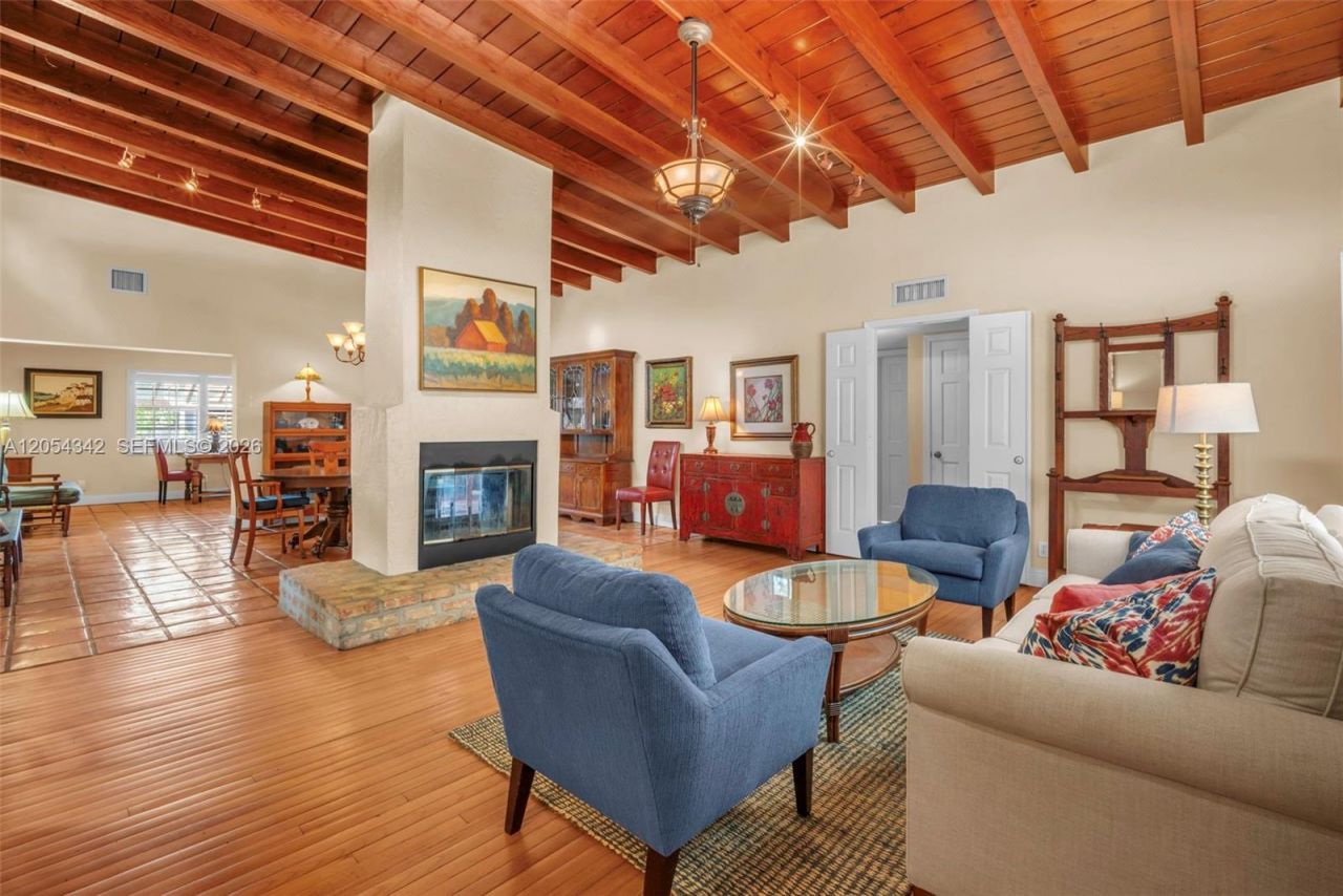 800 SW 8th Ter, Fort Lauderdale, FL 33315 Photo