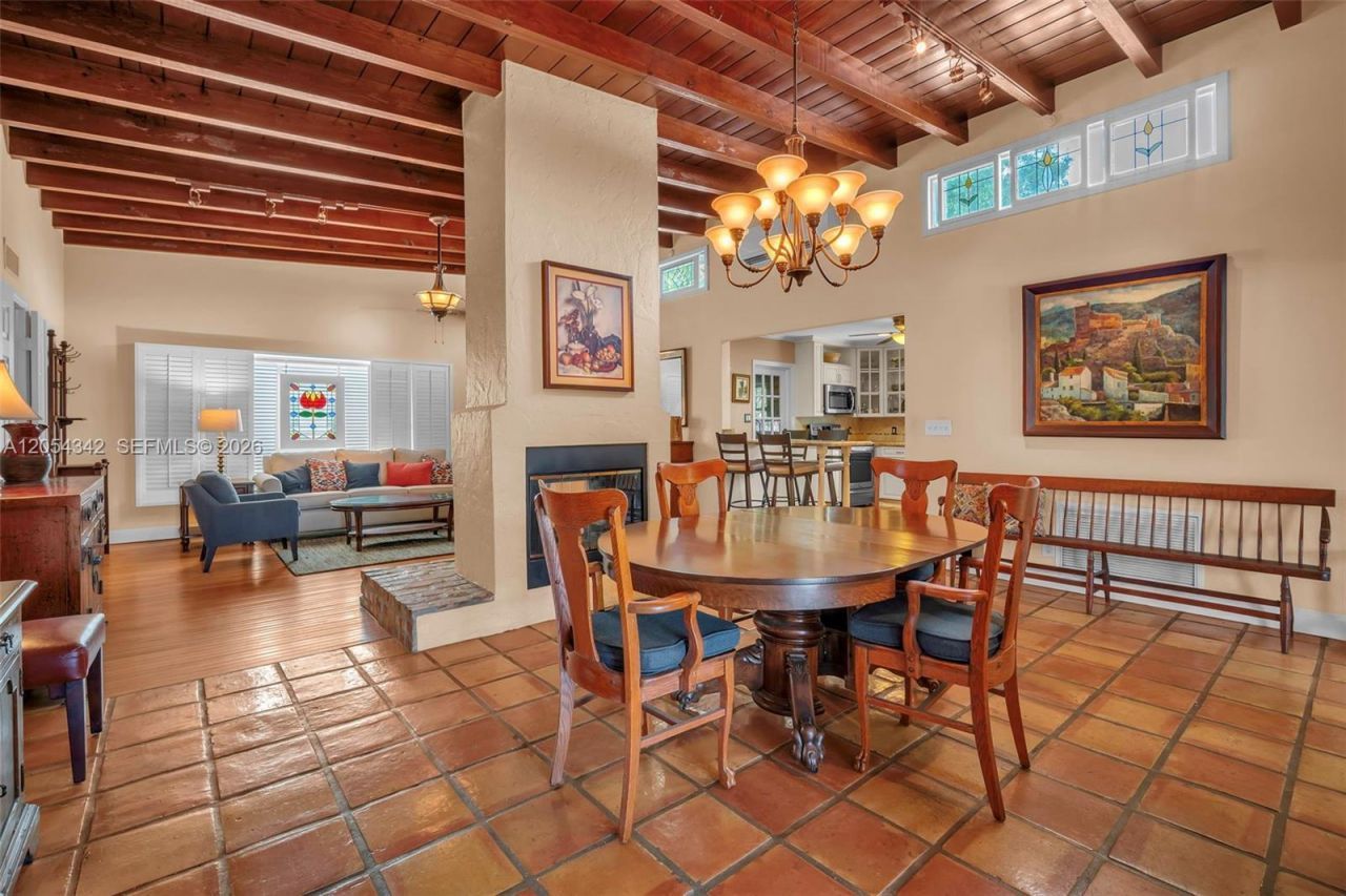 800 SW 8th Ter, Fort Lauderdale, FL 33315 Photo