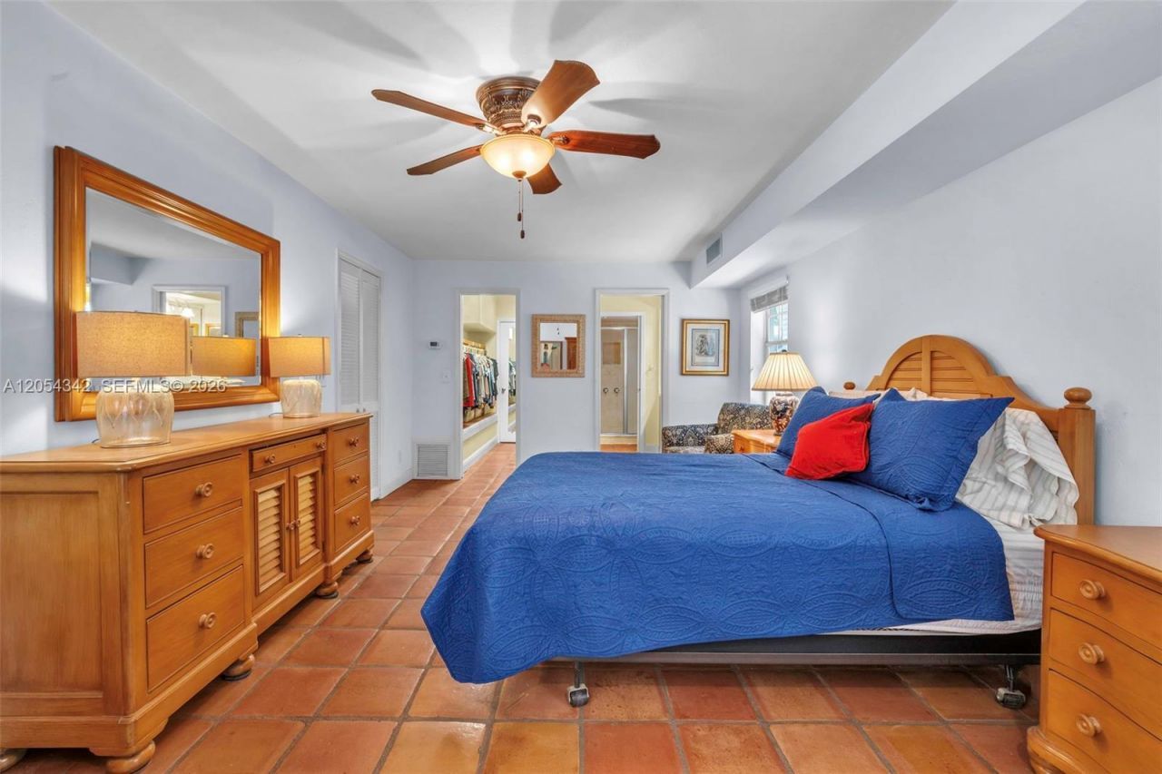 800 SW 8th Ter, Fort Lauderdale, FL 33315 Photo