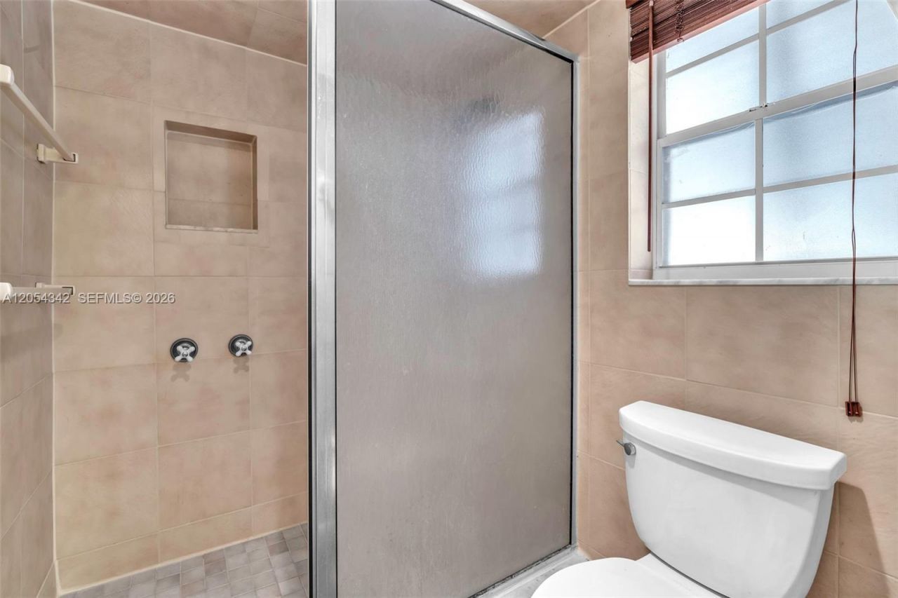 800 SW 8th Ter, Fort Lauderdale, FL 33315 Photo