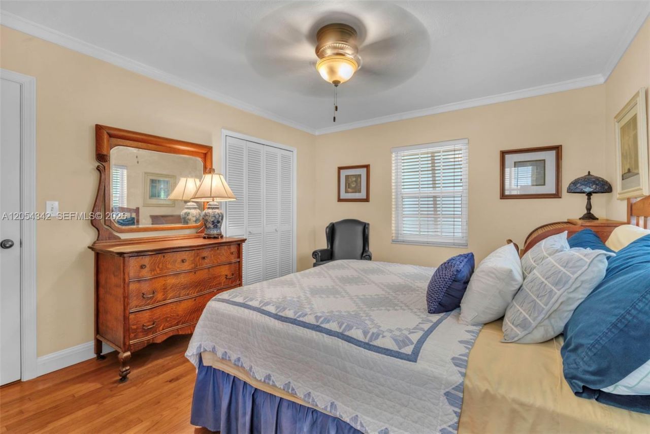 800 SW 8th Ter, Fort Lauderdale, FL 33315 Photo