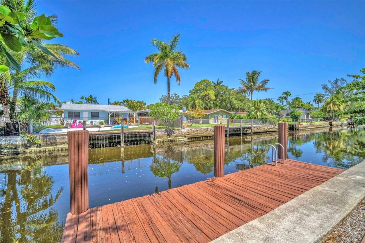 800 SW 8th Ter, Fort Lauderdale, FL 33315 Photo