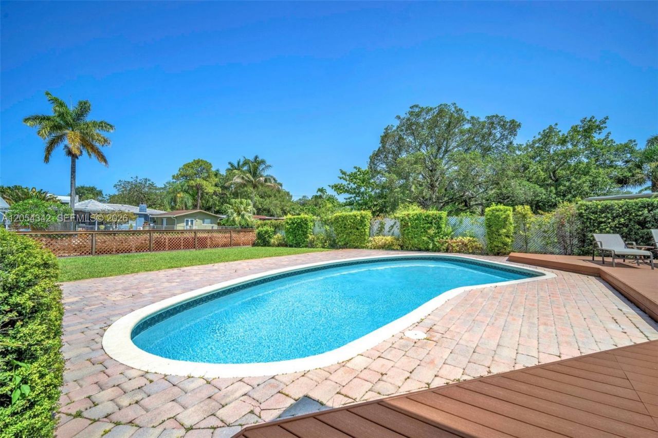 800 SW 8th Ter, Fort Lauderdale, FL 33315 Photo