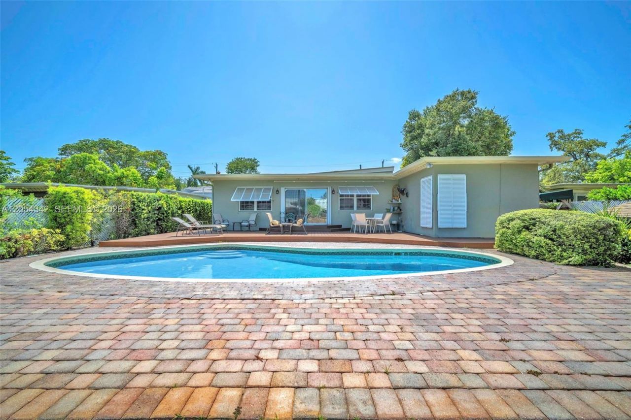 800 SW 8th Ter, Fort Lauderdale, FL 33315 Photo