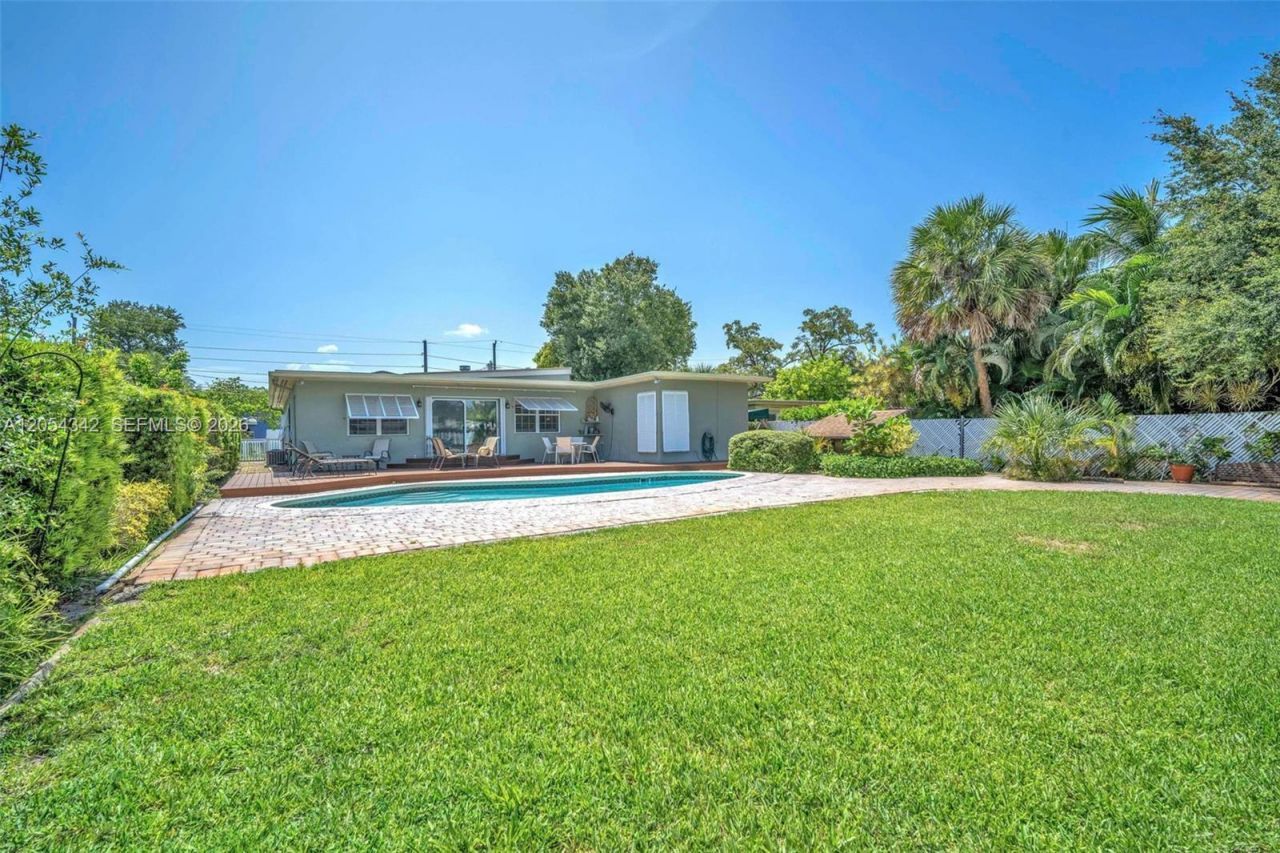 800 SW 8th Ter, Fort Lauderdale, FL 33315 Photo
