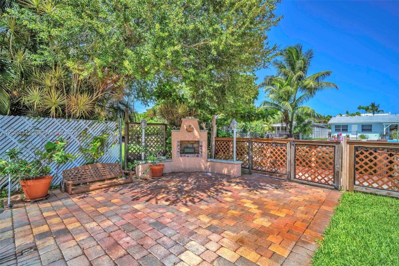 800 SW 8th Ter, Fort Lauderdale, FL 33315 Photo
