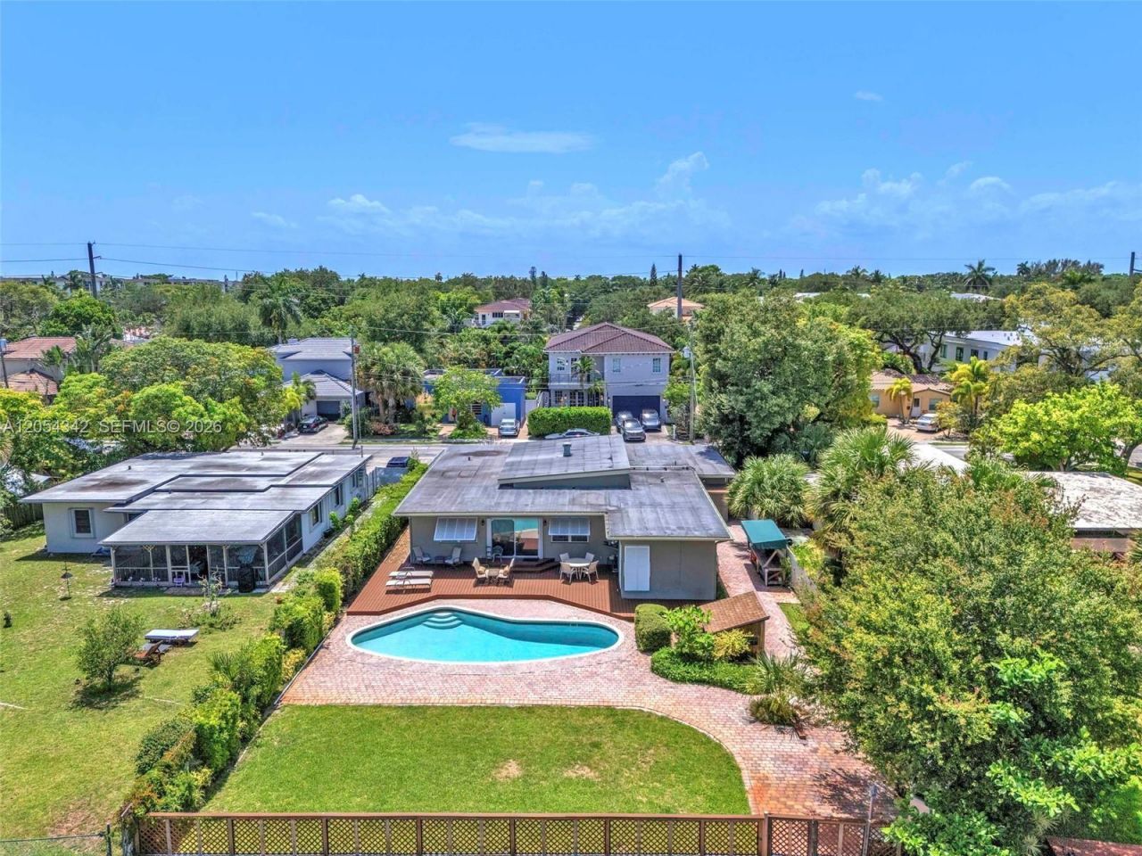 800 SW 8th Ter, Fort Lauderdale, FL 33315 Photo