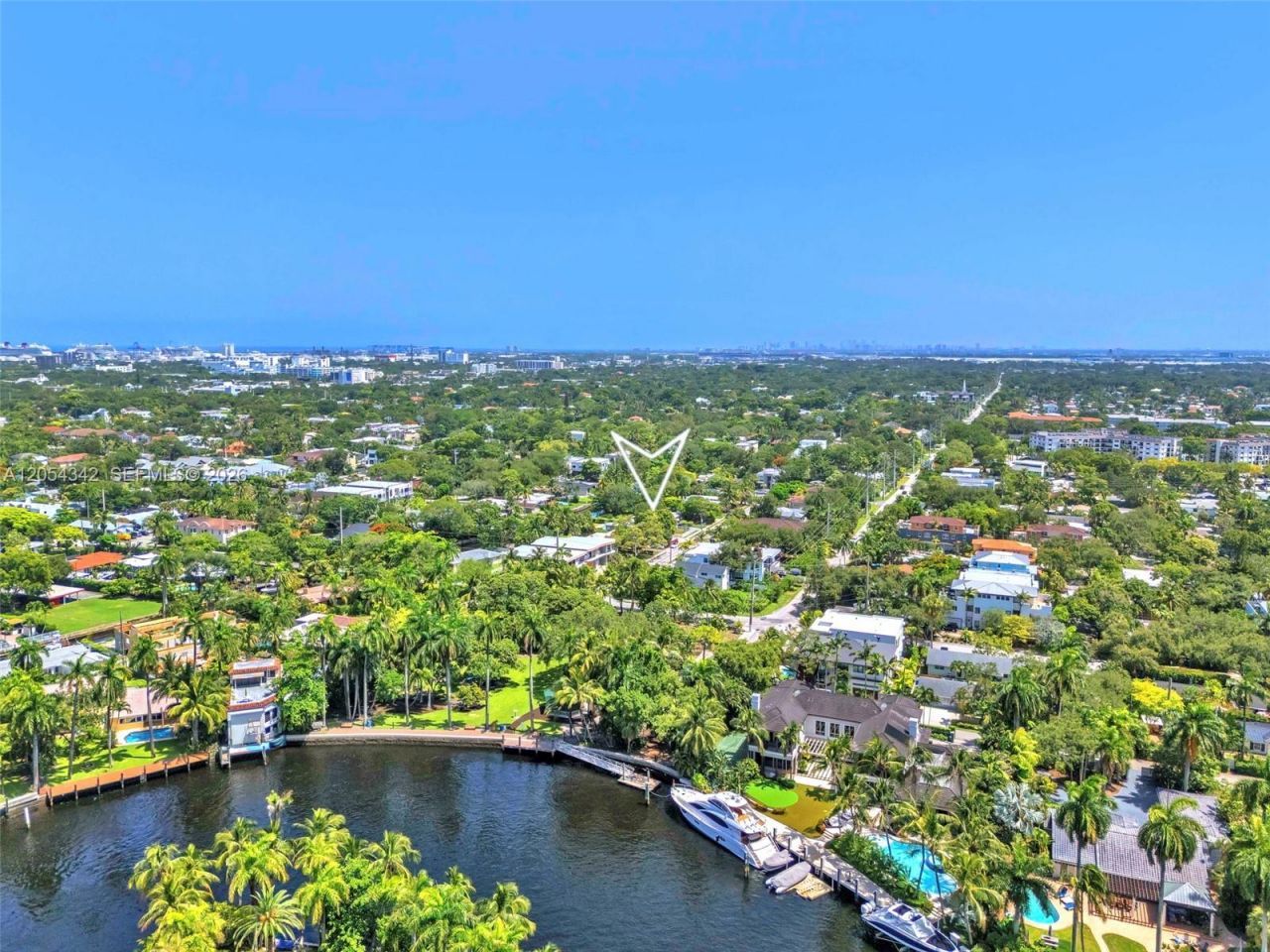 800 SW 8th Ter, Fort Lauderdale, FL 33315 Photo