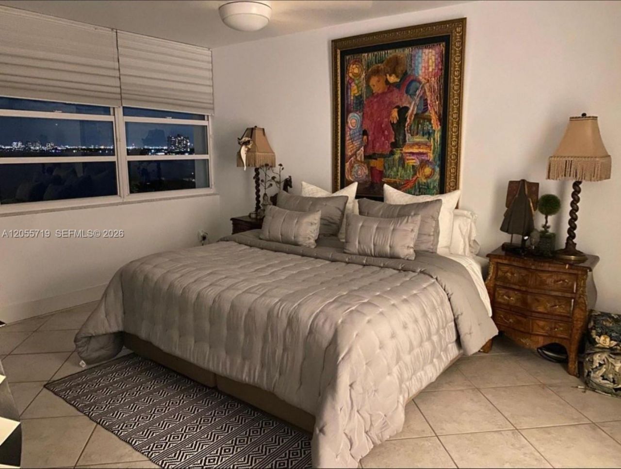 11930 N Bayshore Dr , Unit 1006, North Miami, FL 33181 Photo