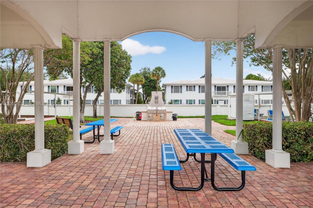 2220 NE 68th St , Unit 1012, Fort Lauderdale, FL 33308 Photo