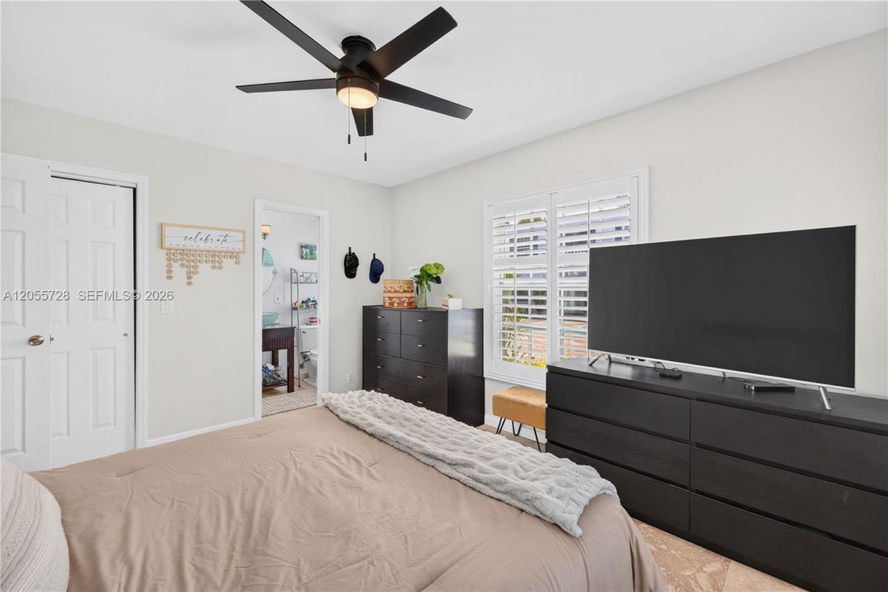 2220 NE 68th St , Unit 1012, Fort Lauderdale, FL 33308 Photo