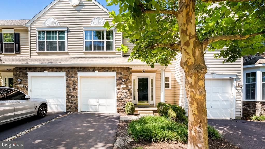 320 OXFORD LANE, CHALFONT, PA 18914