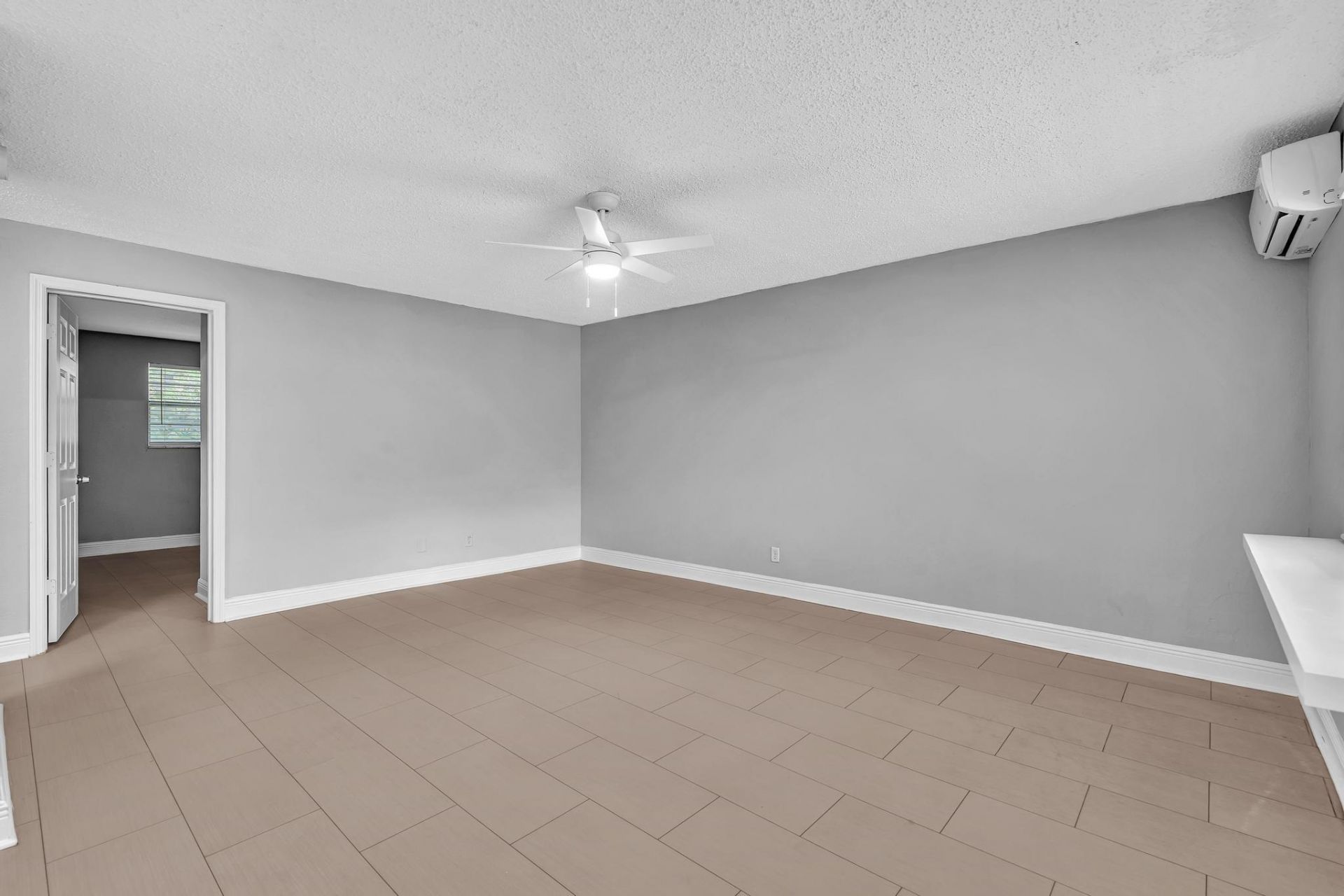626 SW 14th Avenue, Unit 204, Fort Lauderdale, FL 33312 Photo