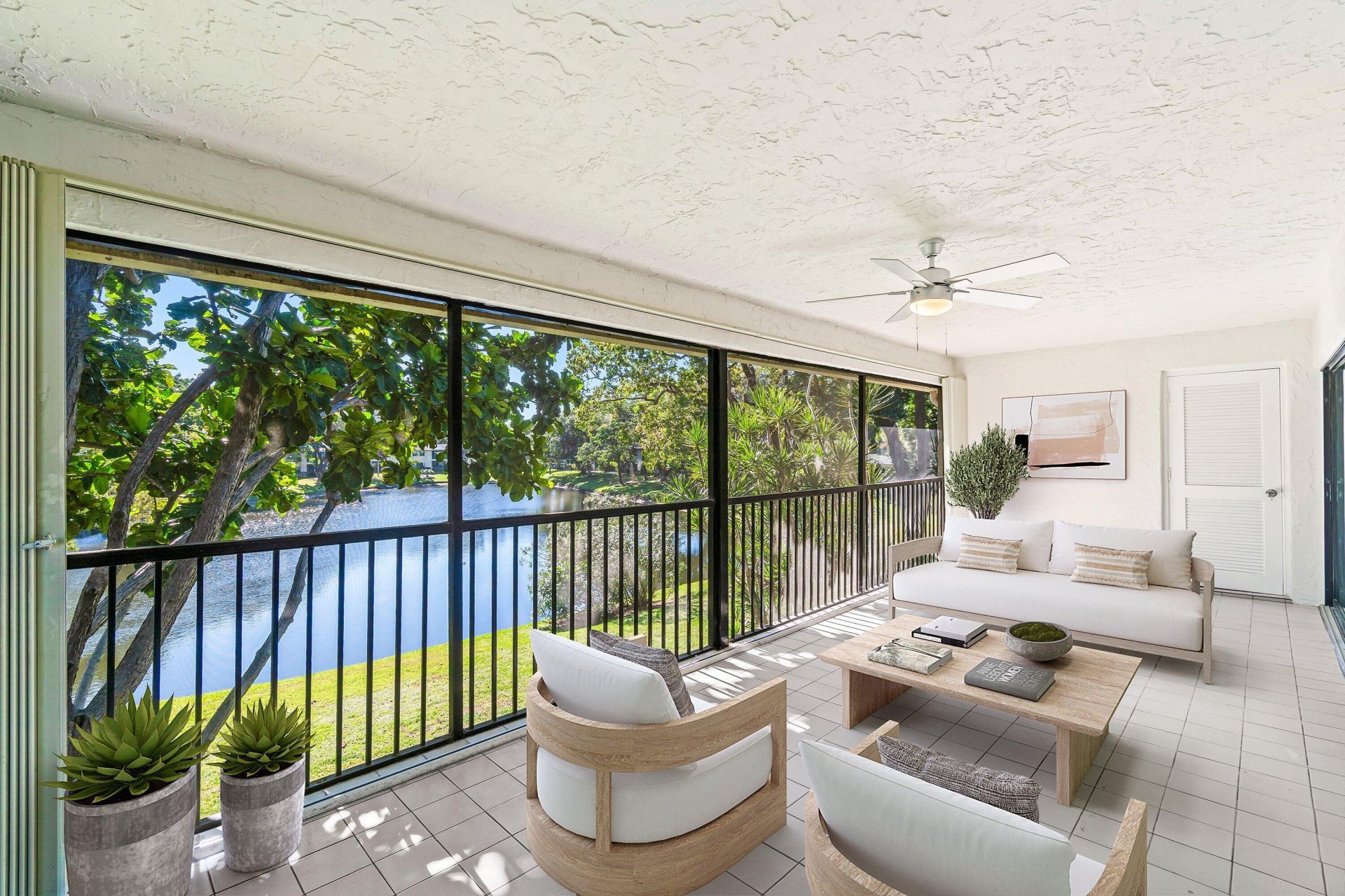 51 Stratford Lane W, Unit B, Boynton Beach, FL 33436 Photo