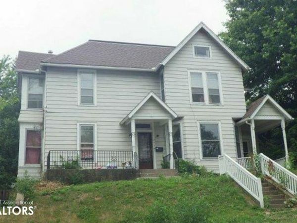 207 MARIETTA Street, Burlington, IA 52601