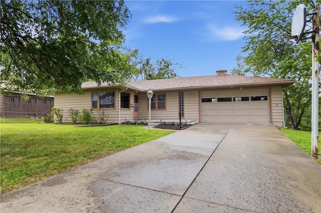 5128 N Lister Avenue, Kansas City, MO 64119 Main Photo