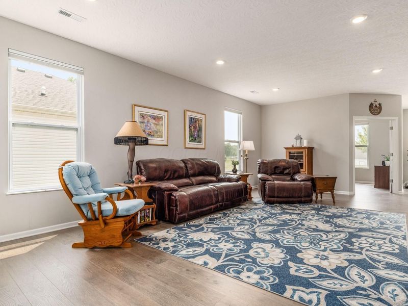 252 Woodland Sky Drive, Pataskala, OH 43062 Photo 13