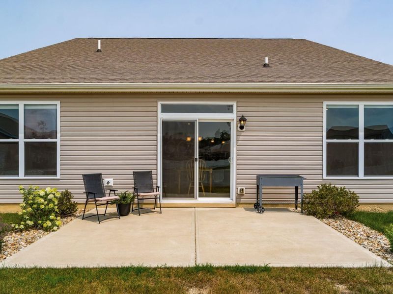 252 Woodland Sky Drive, Pataskala, OH 43062 Photo 6
