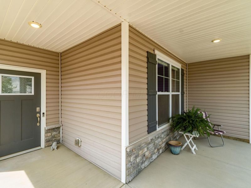 252 Woodland Sky Drive, Pataskala, OH 43062 Photo 9