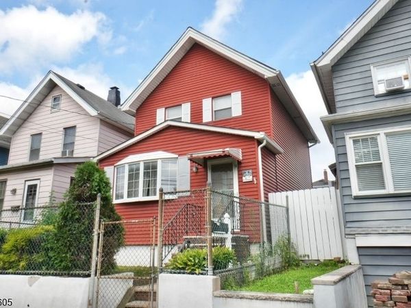 425 Davis Ave, Kearny, NJ 07032