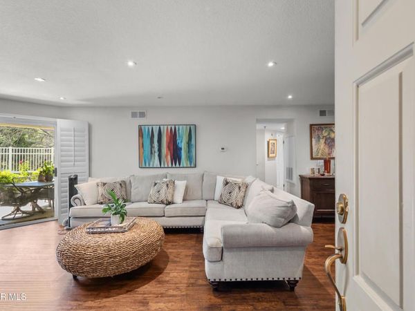 631 Oak Run Trail, Unit Tl109, Oak Park, CA 91377