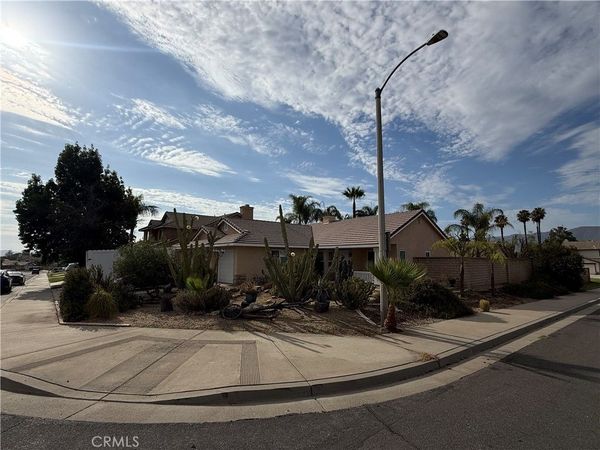 15153 Etienne , Lake Elsinore, CA 92530