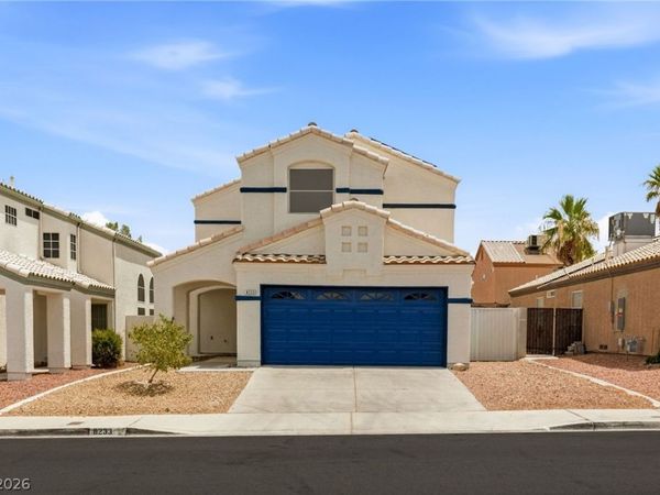 8233 Hydra Lane , Las Vegas, NV 89128