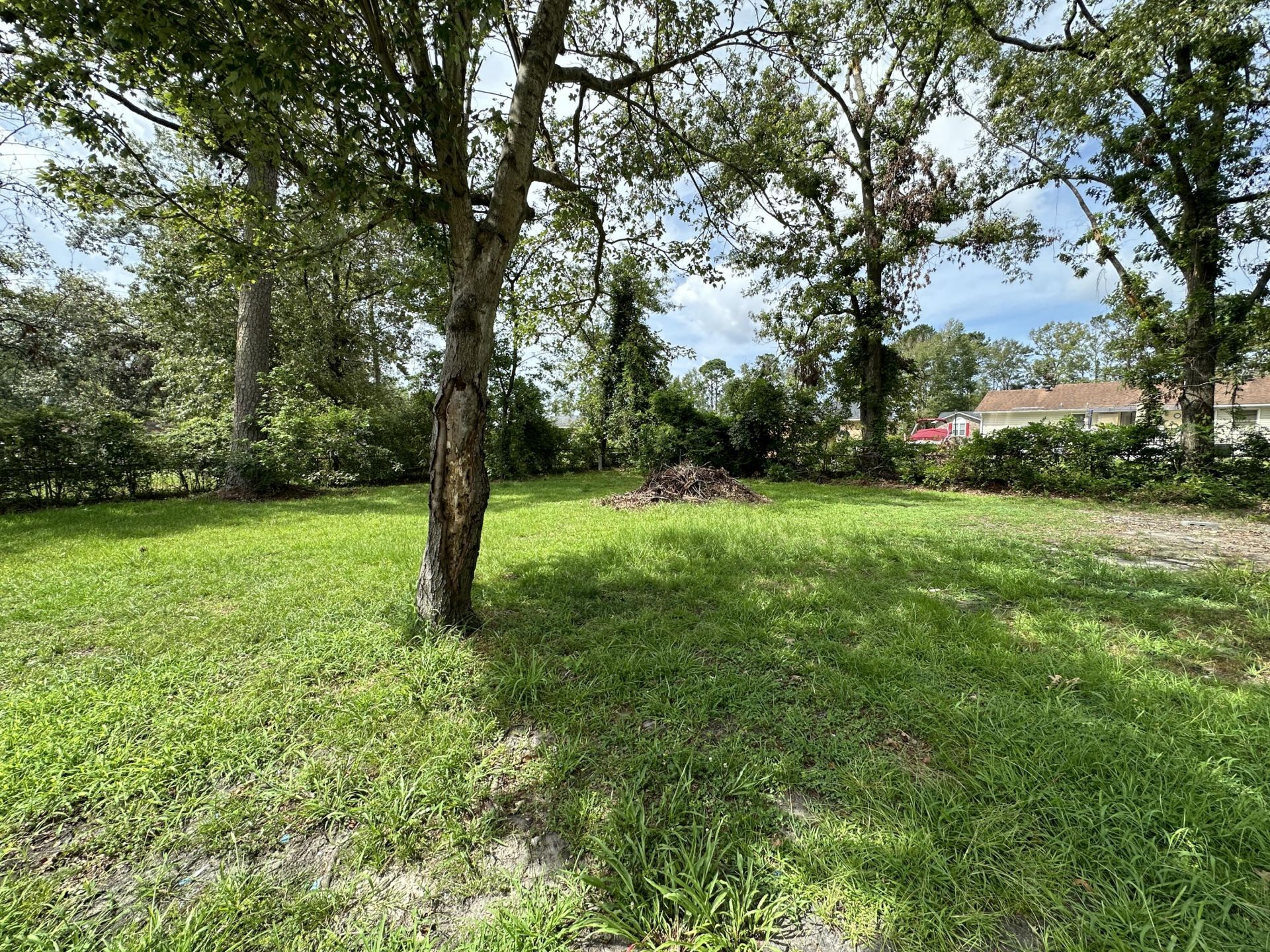 108 Columbia Drive Photo 14