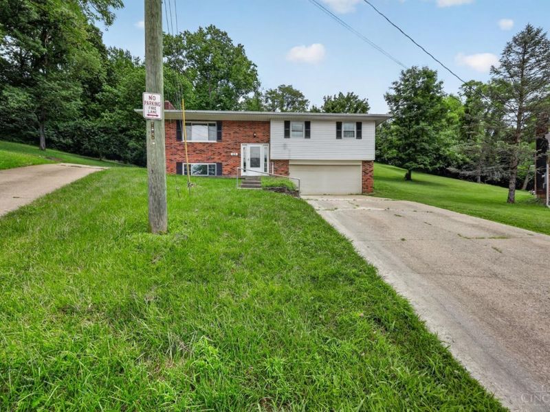 55 Jackson Dell Court, Cleves, OH 45002 Photo 2