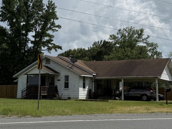 2717 W Hwy 278 Highway, Camden, AR 71701